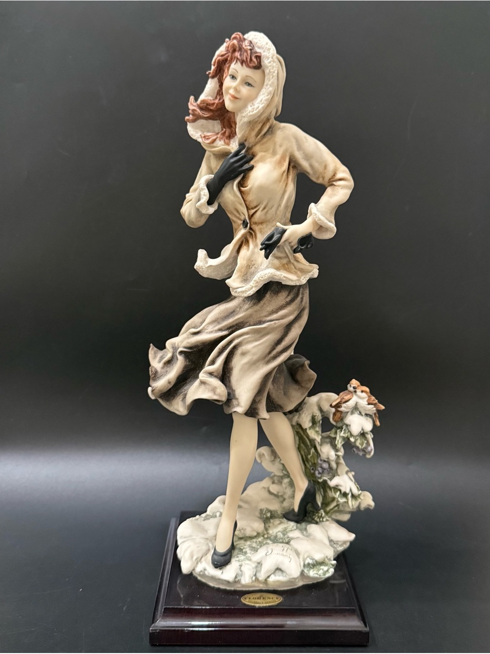 Vintage GIUSEPPE ARMANI Capodimonte Winter Snow Flakes Italian Lady Sculpture